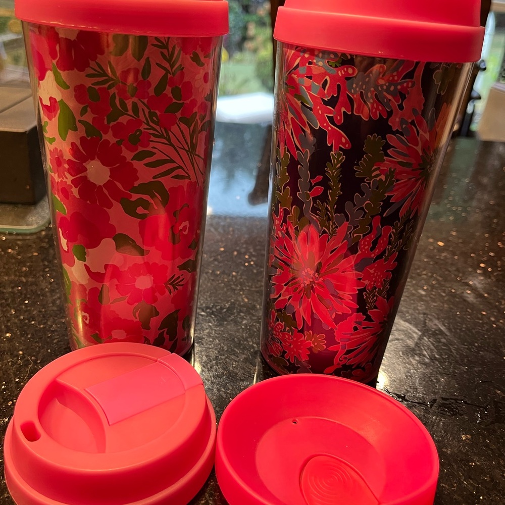 2 Lilly Pulitzer tumblers with extra lids